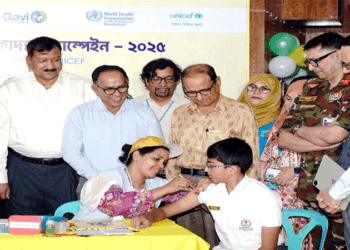 টাইফয়েড প্রতিরোধে সকলকে সতর্ক থাকতে হবে : প্রাথমিক ও গণশিক্ষা উপদেষ্টা
