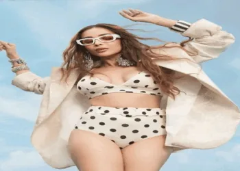 কেউ যদি বিয়ের প্রস্তাব দেয়, আমি রাজি : মালাইকা