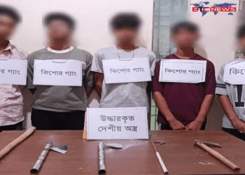 চাঁদপুরে প্রতিপক্ষের ওপর হামলার প্রস্তুতিকালে কিশোর গ্যাংয়ের ৫ সদস্য আটক