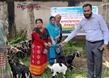 বকশীগঞ্জে ক্ষুদ্র-নৃ-গোষ্ঠির ১৮ পরিবারের মাঝে ছাগল বিতরণ অনুষ্ঠিত