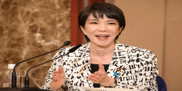 নতুন জোট সরকার গঠনের পথে জাপান, দায়িত্ব নিচ্ছেন প্রথম নারী প্রধানমন্ত্রী