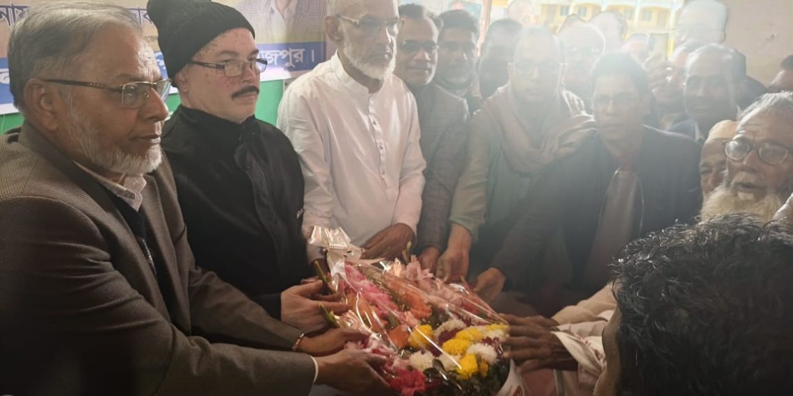 অধ্যক্ষ আলমগীর হোসেনের হাত ধরে মৎস্যজীবীলীগের সাবেক সভাপতিরসহ শতাধিক নেতাকর্মীর বিএনপিতে যোগদান