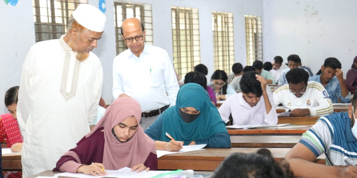 পিরোজপুর বিজ্ঞান ও প্রযুক্তি বিশ্ববিদ্যালয়ে জিএসটি ‘এ’ ইউনিটের ভর্তি পরীক্ষা অনুষ্ঠিত